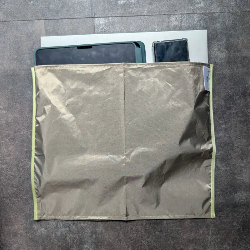 Housse faraday anti ondes 35 × 40 cm – protection totale pour ordinateur tablette & smartphone par inalterra.fr