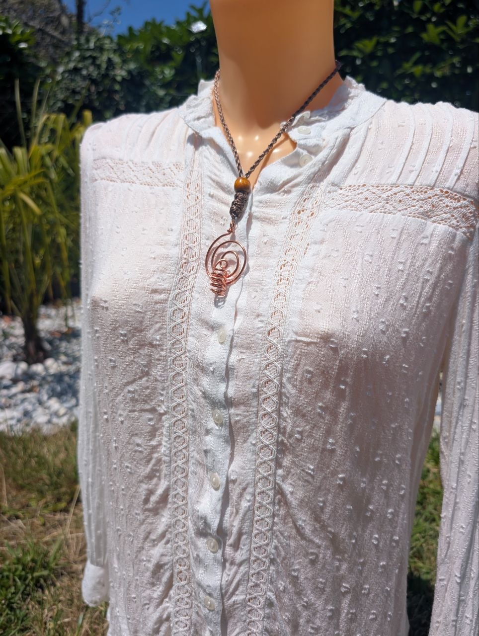"Prima Flora"  Pendentif diffuseur en cuivre, façonné à la main