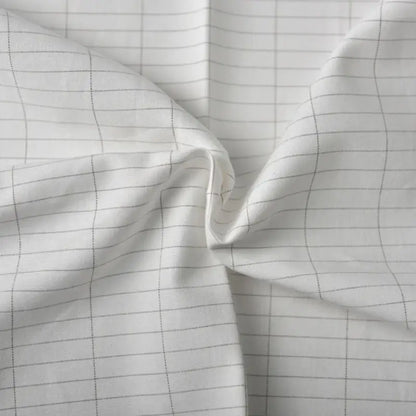 La taie d’oreiller coton de mise à la terre blanc 60cmx60cm par inalterra.fr